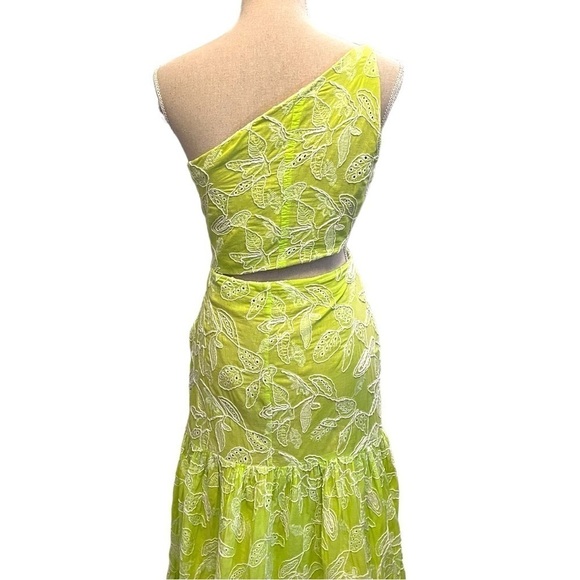 Desnude One Shoulder Middle Cut Out Tiered Maxi Dress in Chartreuse - Picture 11 of 16